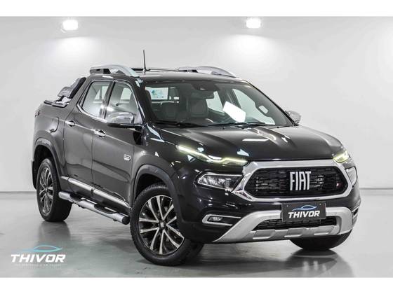 FIAT TORO 2.0 16V TURBO DIESEL RANCH 4WD AT9 FIAT TORO 2.0 16V TURBO DIESEL RANCH 4WD AT9